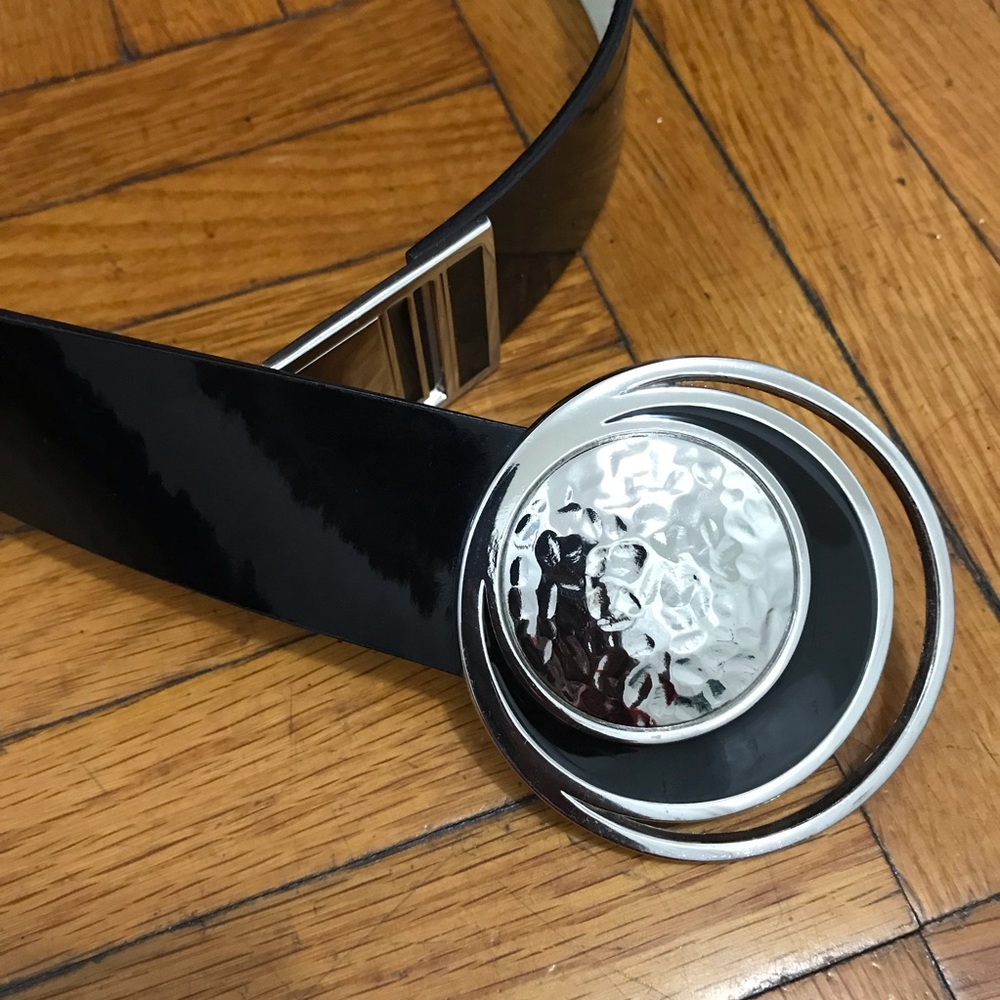 Chico’s adjustable black patent/silver belt- S/M
